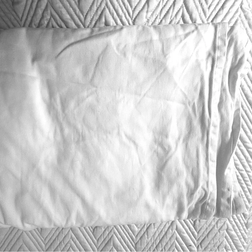 White Heavyweight Cotton Rectangle Tablecloth 56x92 Boho Minimalist Pristine EUC